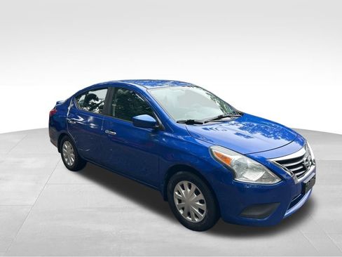 Used 2016 Nissan Versa SV FWD image 8