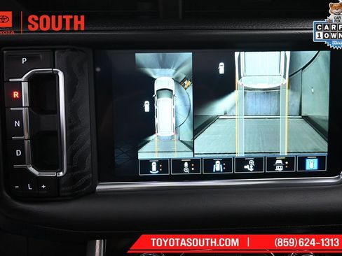 Used 2024 GMC Yukon Denali AWD/4WD image 20