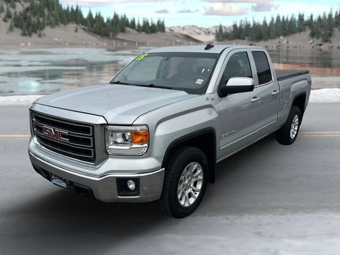 Used 2015 GMC Sierra 1500 SLE w/ SLE Value Package image 7