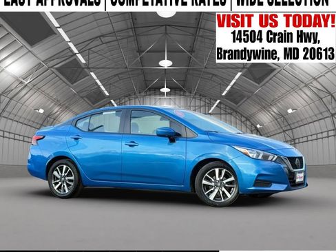 Used 2021 Nissan Versa SV image 1