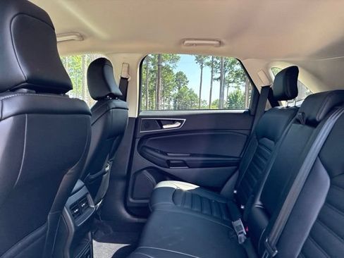 Used 2024 Ford Edge SEL w/ Convenience Package AWD/4WD image 22