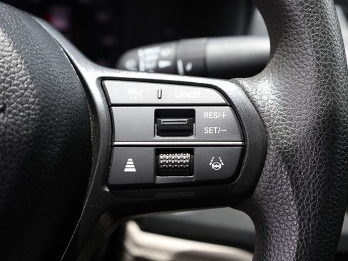 Used 2025 Honda Accord SE image 31