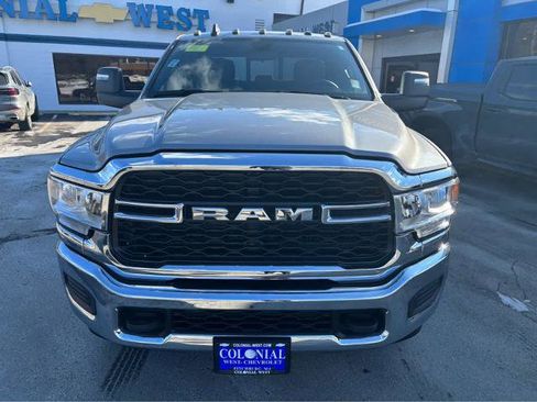 Used 2024 RAM 2500 Tradesman w/ Chrome Appearance Group image 15