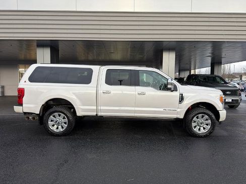 Certified 2017 Ford F350 Platinum w/ Platinum Ultimate Package image 8