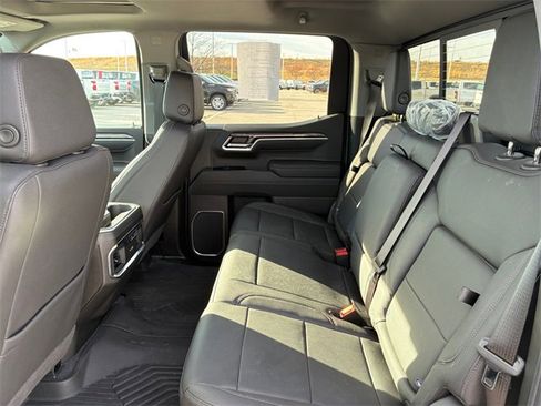 New 2026 Chevrolet Silverado 1500 LTZ w/ LTZ Premium Package image 17