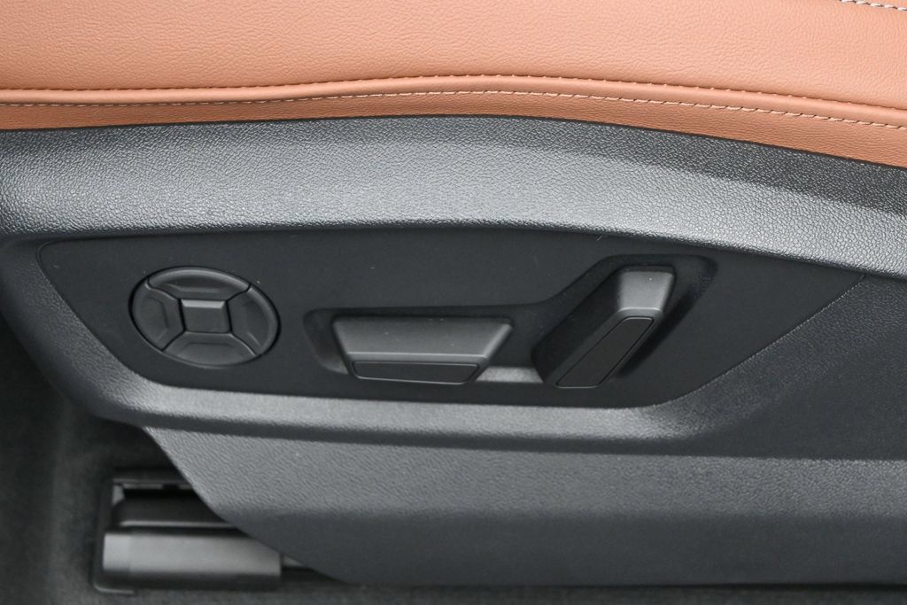 New 2026 Audi Q8 Premium Plus AWD/4WD image 8