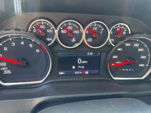 Used 2022 Chevrolet Silverado 1500 LT AWD/4WD image 22