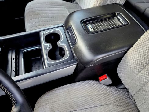 Used 2017 Chevrolet Silverado 3500 LT image 30