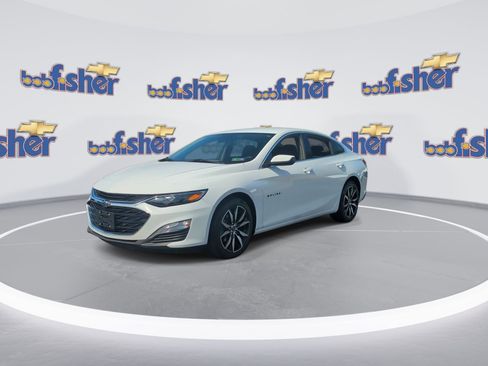 Certified 2024 Chevrolet Malibu RS w/ LPO, Floor Liner Package image 4