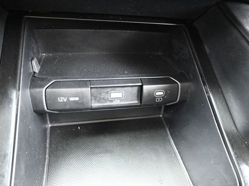 Certified 2023 Kia Telluride LX image 29