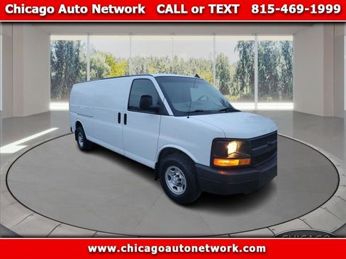 Used 2016 Chevrolet Express 3500 Extended image 1