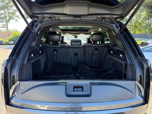Used 2023 Land Rover Range Rover SE AWD/4WD image 7