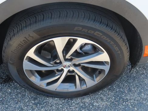 Used 2023 Buick Envision Essence AWD/4WD image 13