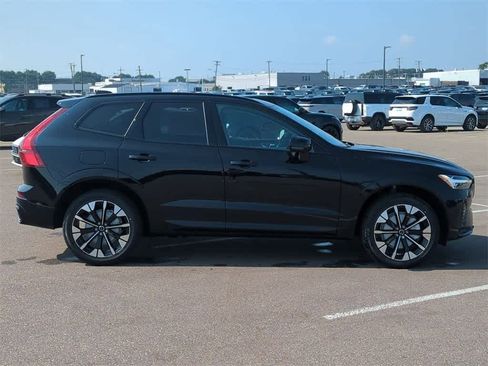 Used 2026 Volvo XC60 B5 Plus w/ Protection Package Premier image 7