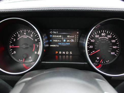 Used 2022 Ford Mustang Premium RWD image 11