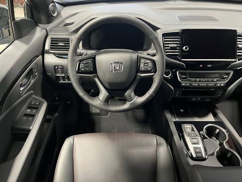 New 2026 Honda Ridgeline Black Edition image 13