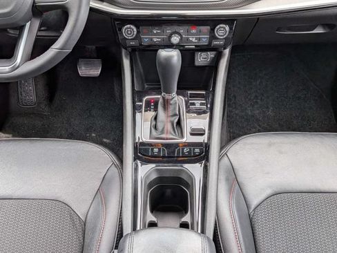 Used 2025 Jeep Compass Trailhawk AWD/4WD image 21