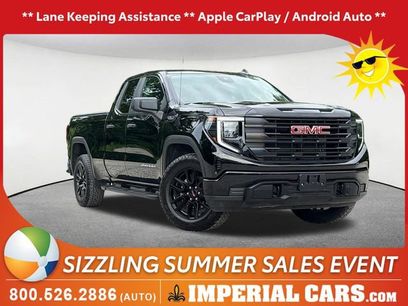 Used 2025 GMC Sierra 1500 Pro w/ Graphite Edition