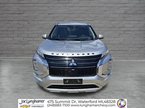 Used 2023 Mitsubishi Outlander SE FWD image 8