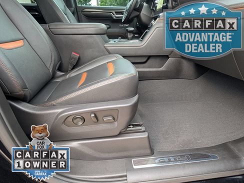 Used 2023 GMC Sierra 1500 AT4 w/ Technology Package AWD/4WD image 29