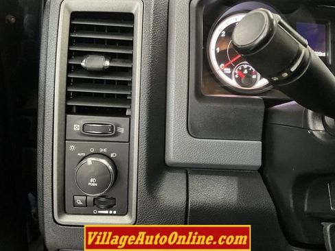 Used 2013 RAM 1500 Express AWD/4WD image 20