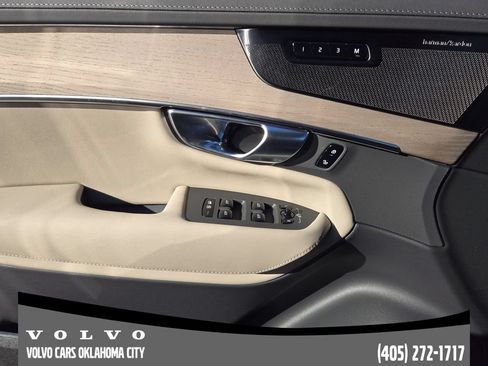 Used 2026 Volvo XC90 B6 Plus w/ Protection Package Premier AWD/4WD image 22