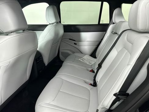 New 2026 Jeep Cherokee Limited image 13