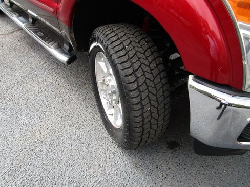 Used 2015 Ford F250 Lariat w/ Lariat Ultimate Package image 36