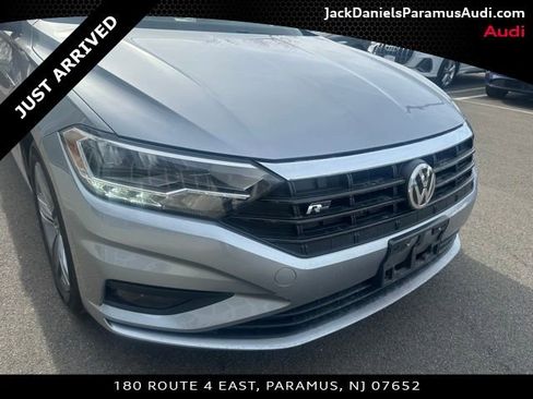 Used 2020 Volkswagen Jetta R-Line w/ R-Line Cold Weather Package image 7