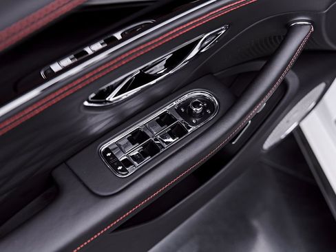Used 2022 Bentley Flying Spur V8 AWD/4WD image 47