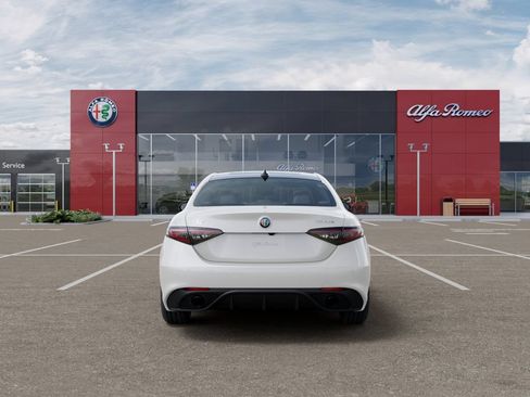 New 2025 Alfa Romeo Giulia AWD w/ Driving Assist Package image 8