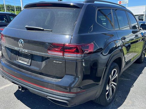 Used 2023 Volkswagen Atlas SEL AWD/4WD image 8