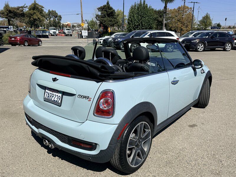Used 2013 MINI Cooper S FWD image 11