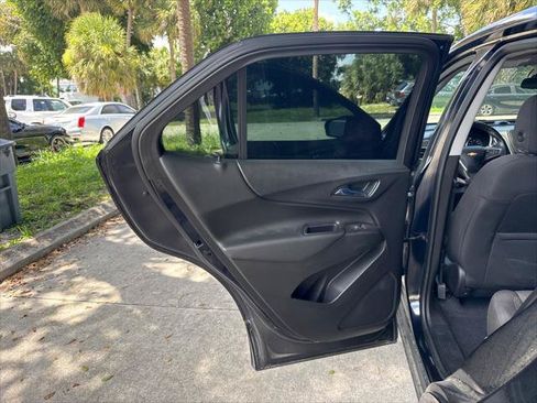 Used 2020 Chevrolet Equinox LT w/ Driver Convenience Package FWD image 20