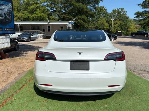 Used 2020 Tesla Model 3 Standard Range Plus RWD image 8