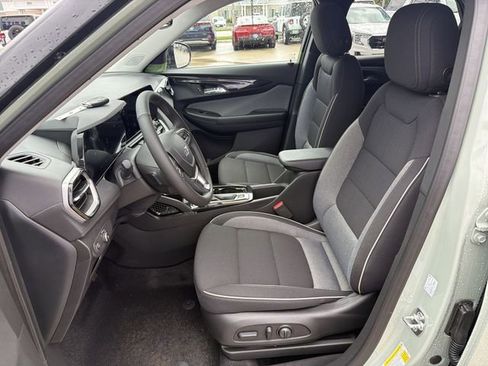 New 2026 Chevrolet TrailBlazer LT AWD/4WD image 12