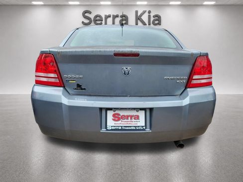 Used 2010 Dodge Avenger SXT FWD image 4