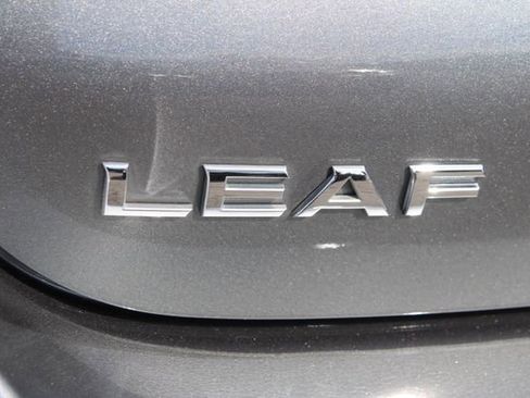 Used 2017 Nissan Leaf S w/ Charge Package image 8