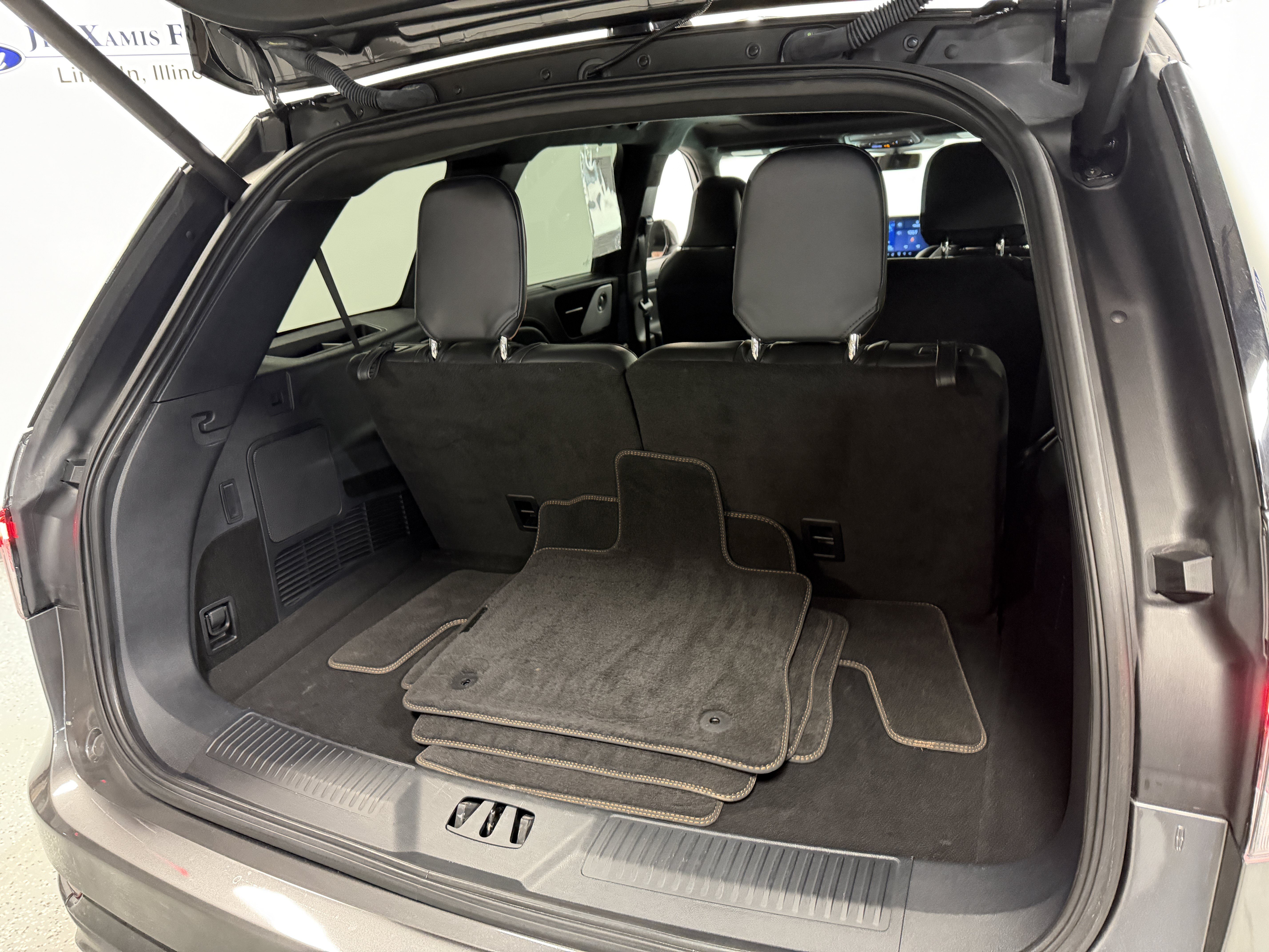Used 2025 Lincoln Aviator Black Label w/ Black Label Special Edition AWD/4WD image 26