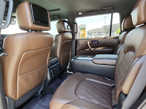 Used 2021 Nissan Armada Platinum w/ Captain's Chairs Package image 11