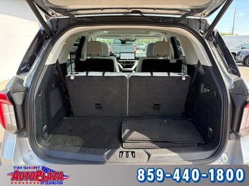 Used 2025 Ford Explorer Platinum w/ Ultimate Package AWD/4WD image 37