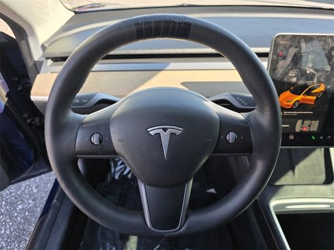 Used 2022 Tesla Model 3 image 20