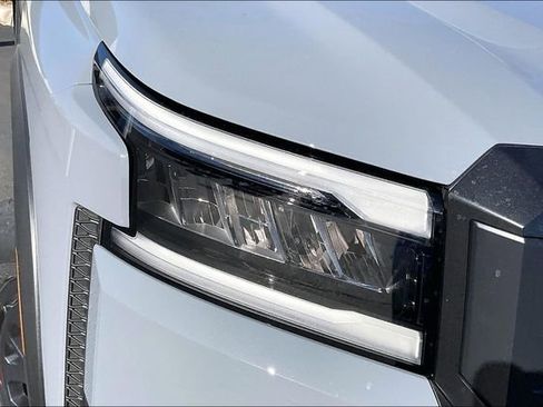 New 2026 Nissan Frontier Pro-X image 10