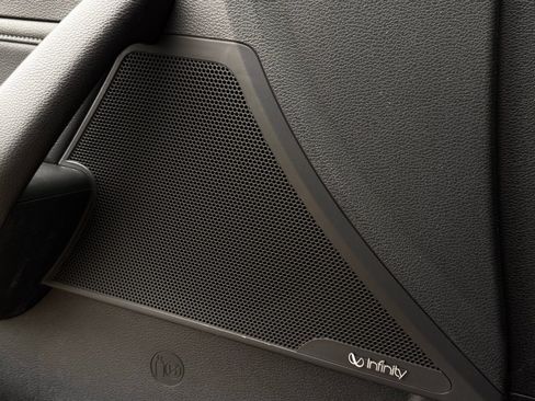 Used 2015 Hyundai Sonata Limited w/ Option Group 06 image 15