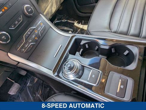 Used 2019 Ford Edge SEL w/ Equipment Group 201A FWD image 19