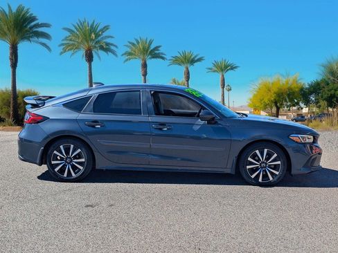 Used 2022 Honda Civic EX-L image 6