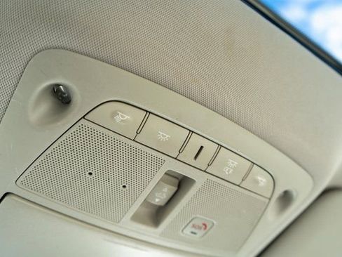 Used 2022 Nissan Rogue Sport SL w/ Premium Package image 37