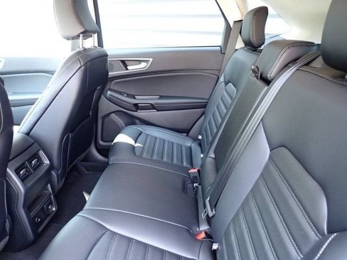 Used 2024 Ford Edge SEL w/ Convenience Package AWD/4WD image 18
