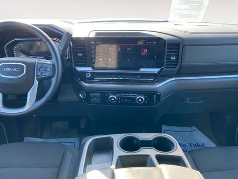 Used 2023 GMC Sierra 1500 Elevation AWD/4WD image 11