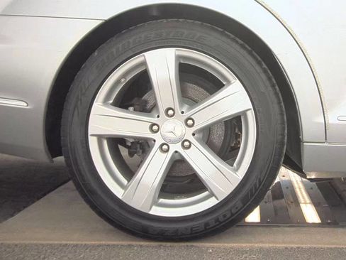 Used 2010 Mercedes-Benz S 550 image 19